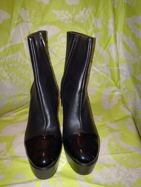 Franco Sarto Leather Boot 9.5W